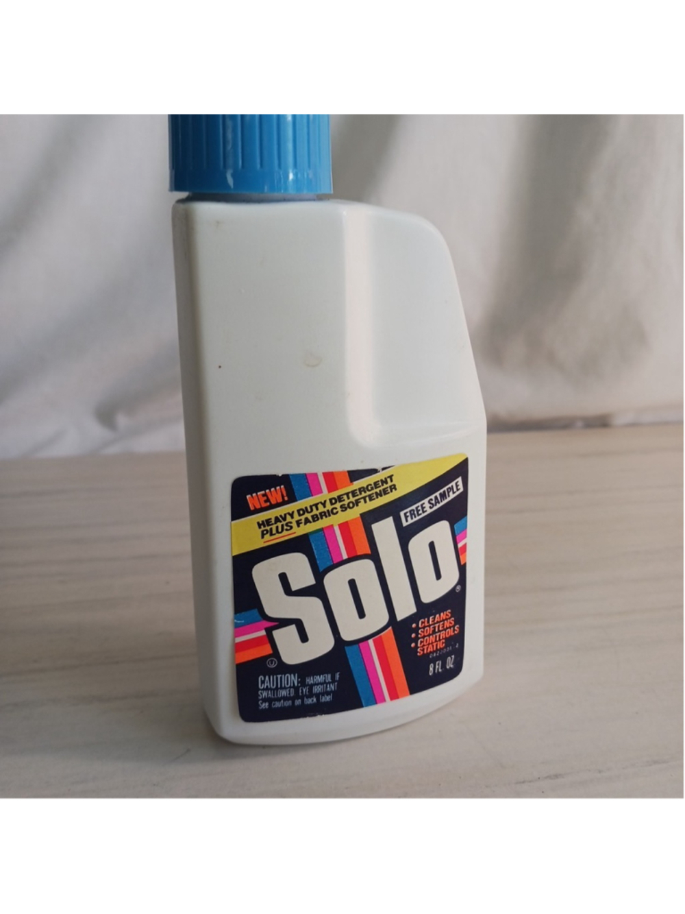 VTG 1979 Solo 8 oz Laundry Detergent PLUS fabric softener Movie Prop (USA) Full